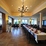 Akzent Cordes & Restaurant Am Rosengarten فندق 3*