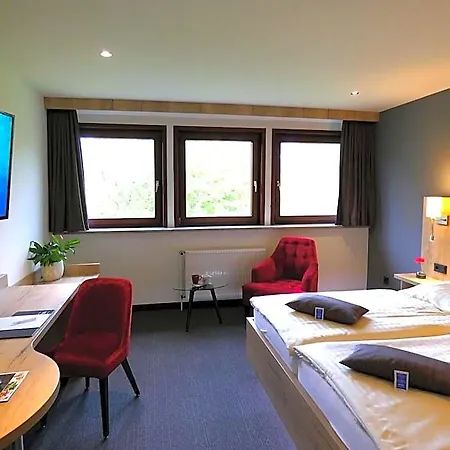 Hotel Akzent Cordes&restaurant Am Rosengarten 3*
