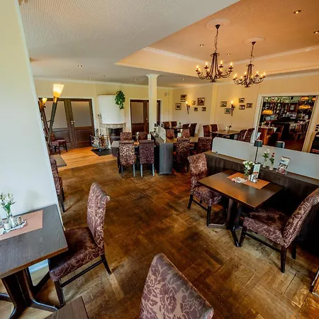 Akzent Cordes & Restaurant Am Rosengarten Sottorf