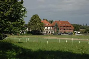 Hotell Akzent Cordes & Restaurant Am Rosengarten 3*