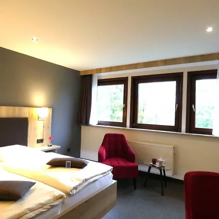 Akzent Cordes & Restaurant Am Rosengarten 3* Sottorf