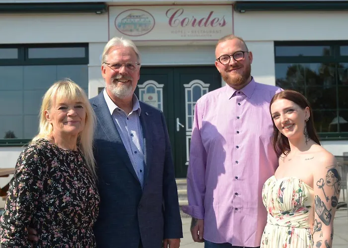 فندق Akzent Cordes & Restaurant Am Rosengarten Sottorf