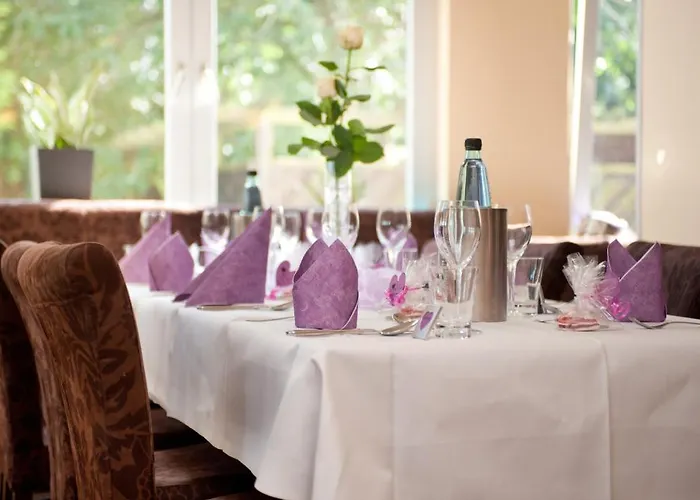 Akzent Cordes & Restaurant Am Rosengarten فندق Sottorf